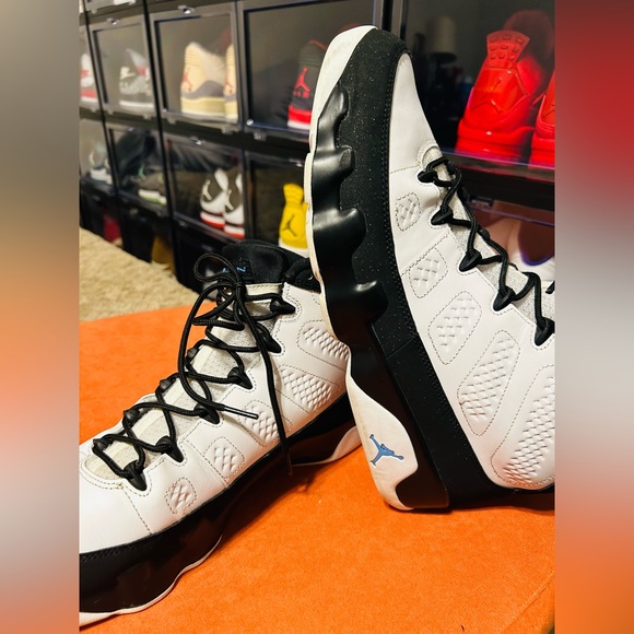 Jordan 9 Retro University Blue